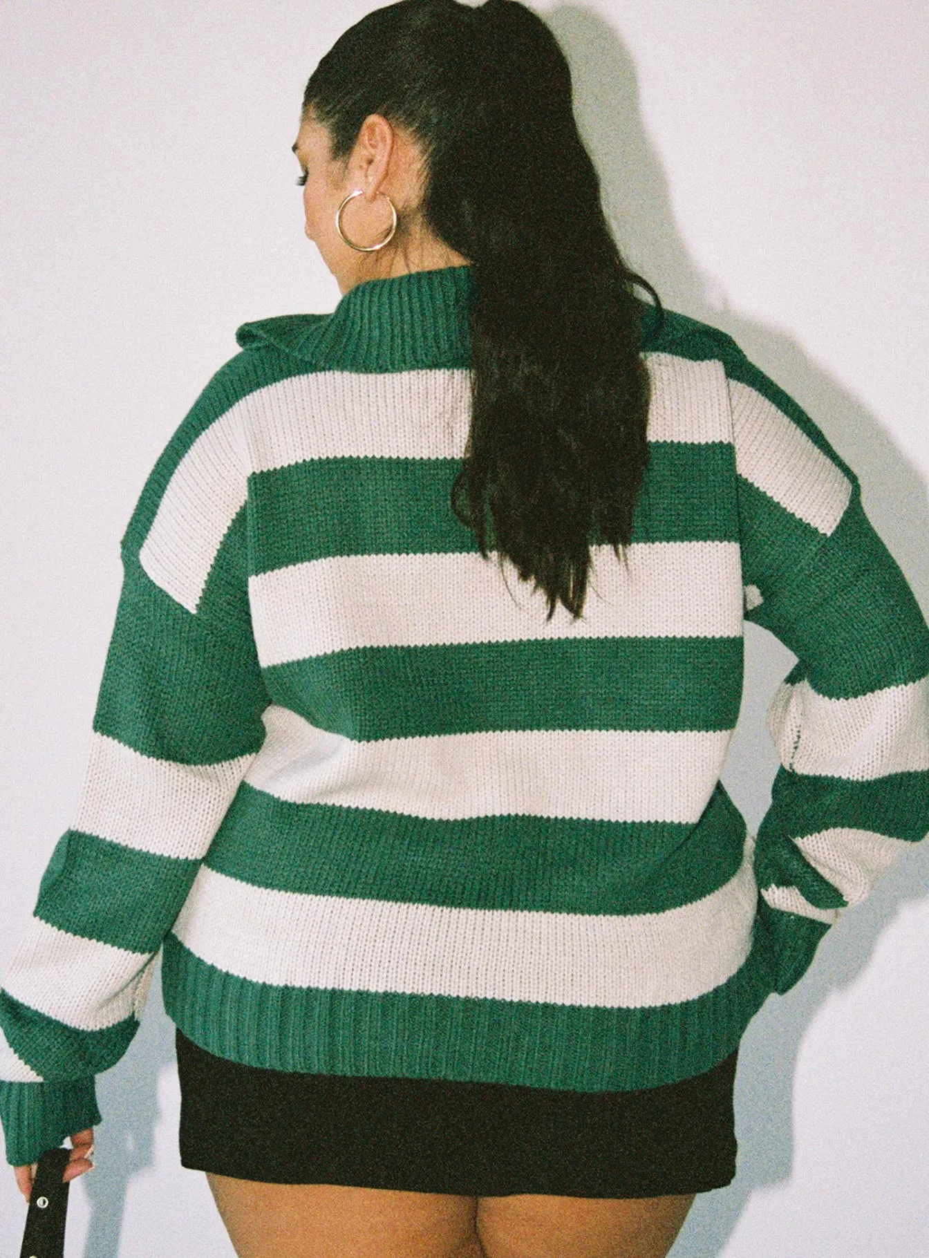 Hampton Sweater Green Curve