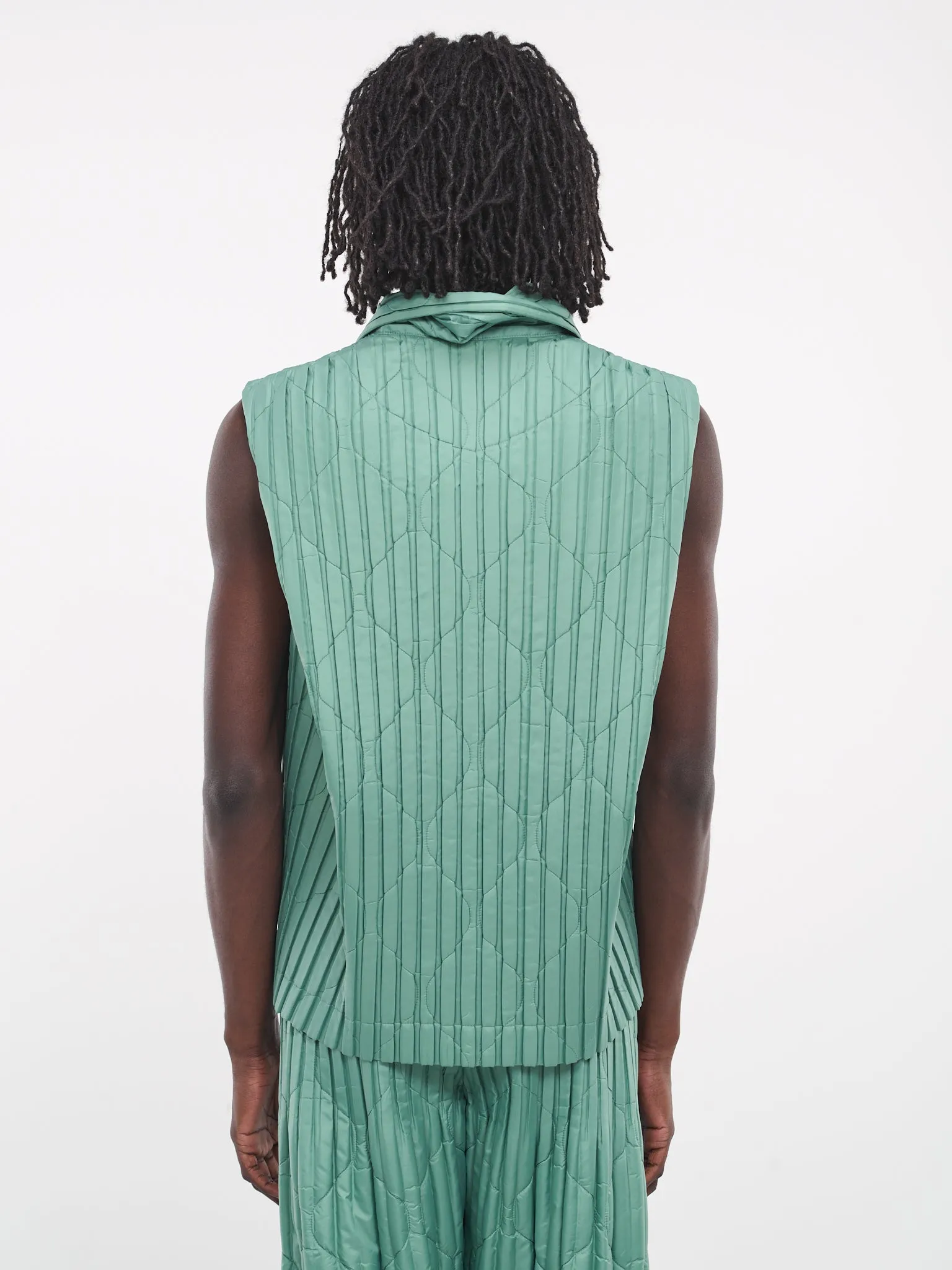 Padded Pleats Vest (HP38FE319-62-GREEN)