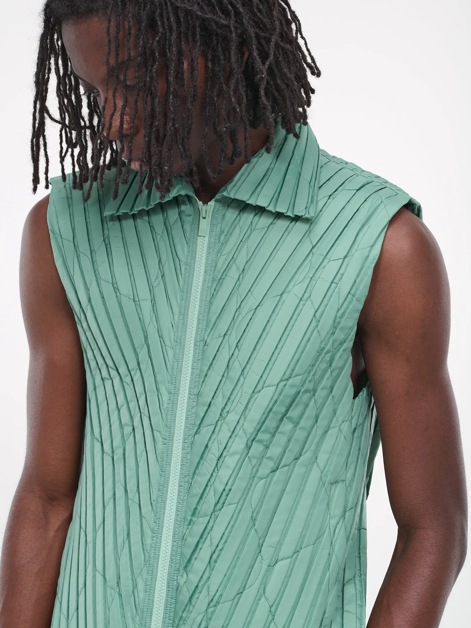 Padded Pleats Vest (HP38FE319-62-GREEN)